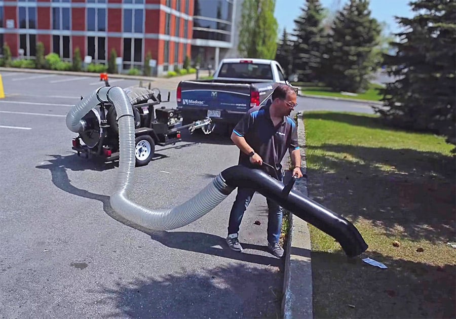 LP61G_portable_vacuum