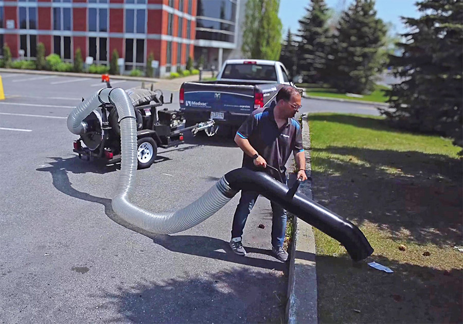 LP61G_portable_vacuum