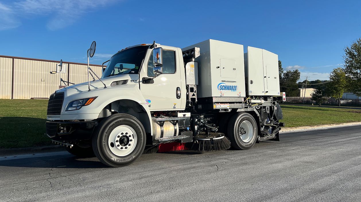 Schwarze M5 Torrent SE front