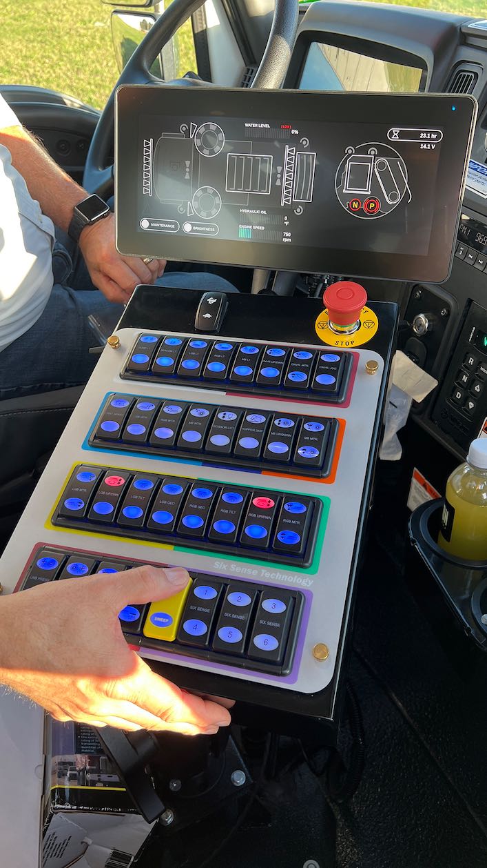 Schwarze-M5-Torrent-Controls